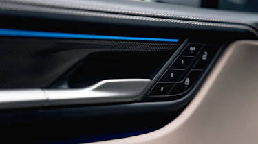 Porsche Macan – door handle