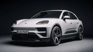 Porsche Macan – front