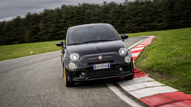 Abarth 695 75 Anniversario edition – front