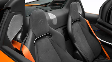 McLaren Artura Spider – seats
