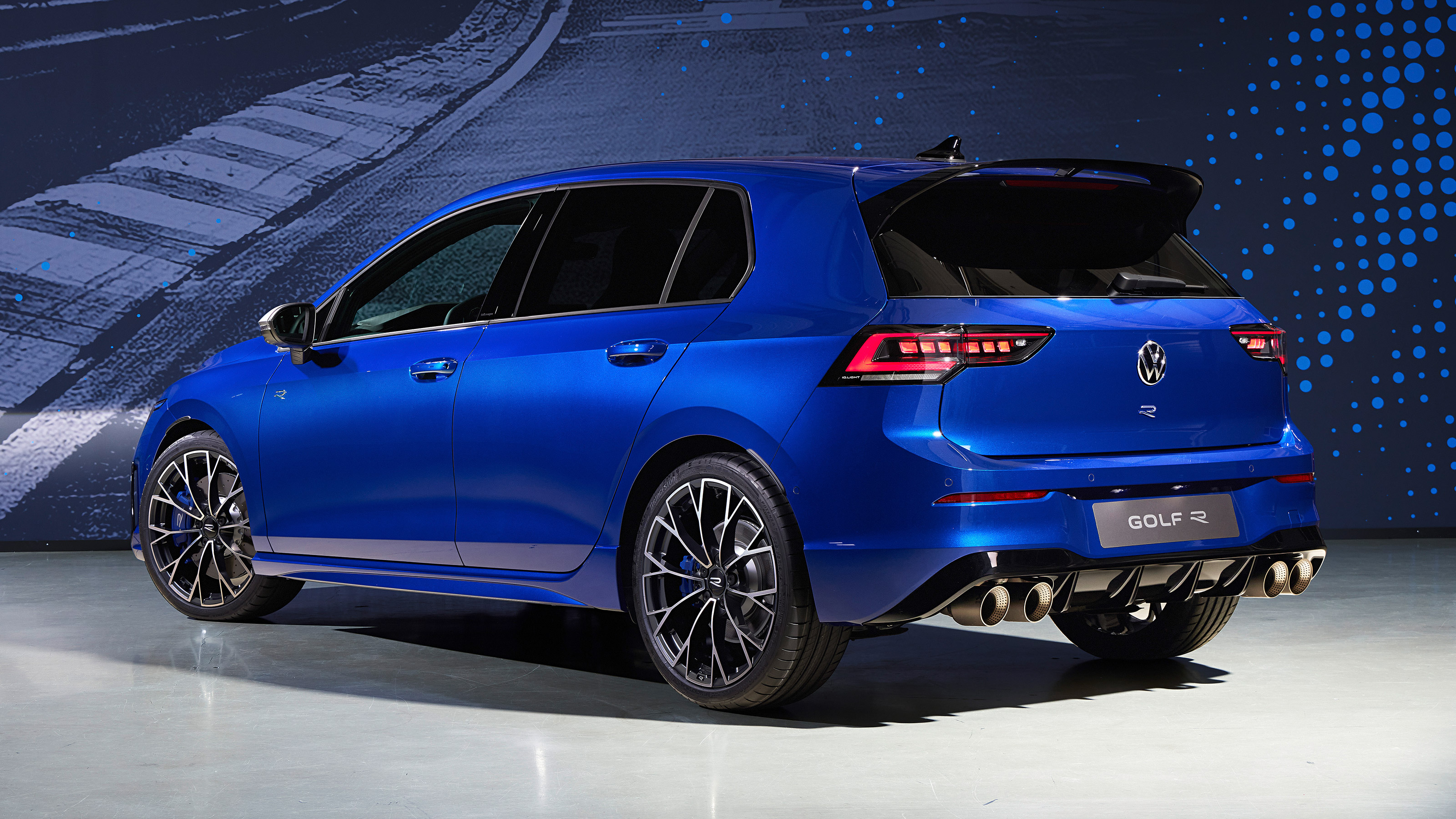 New Volkswagen Golf R Mk8.5 – rear