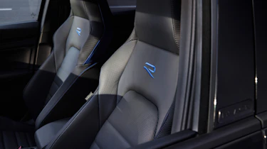 New Volkswagen Golf R Mk8.5 – seats