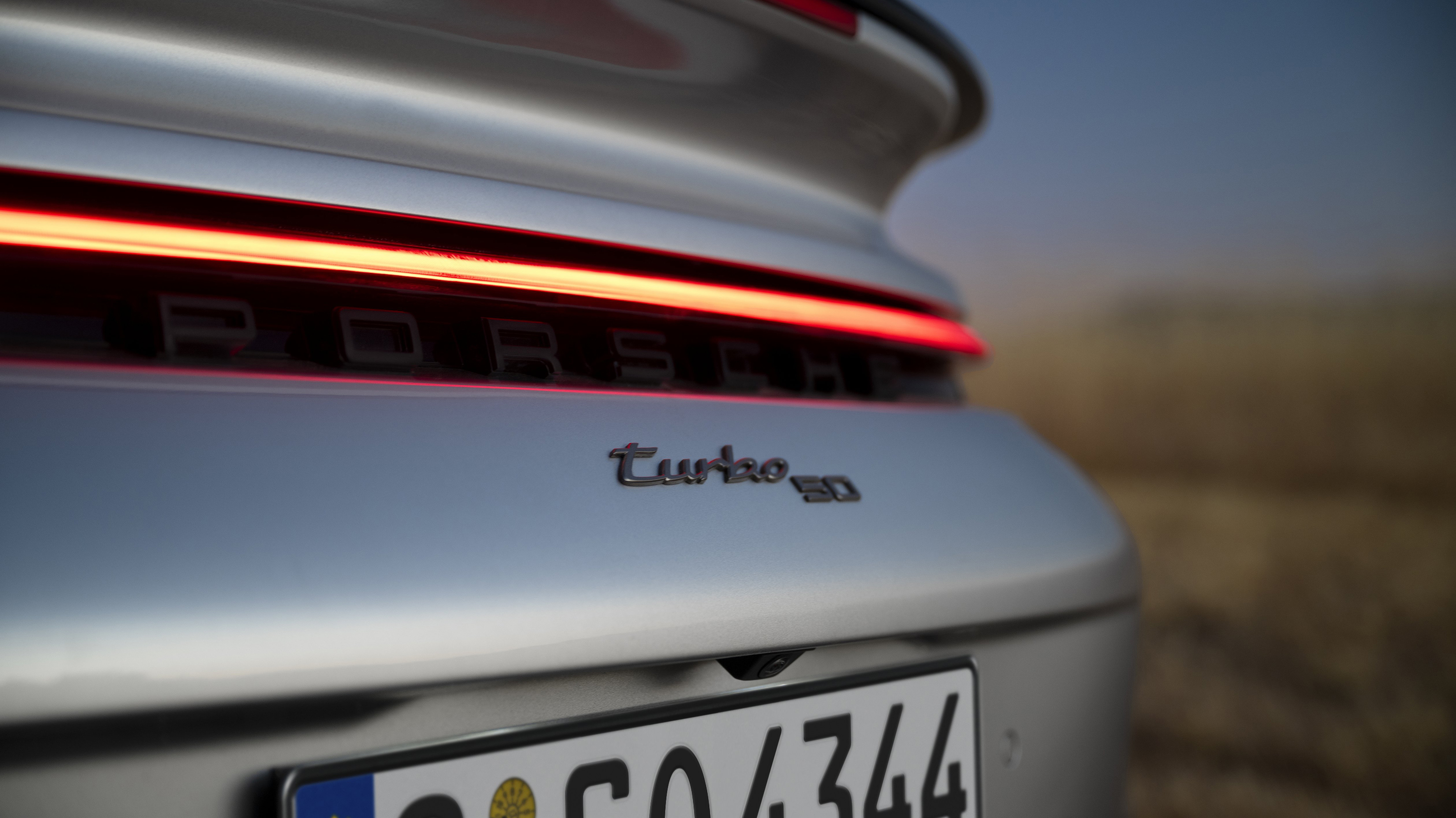 Porsche 911 Turbo 50 Years – badge