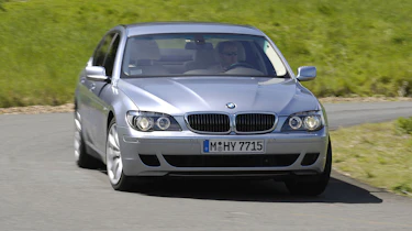 BMW hydrogen 7 driving