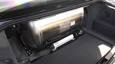 BMW hydrogen 7 tank
