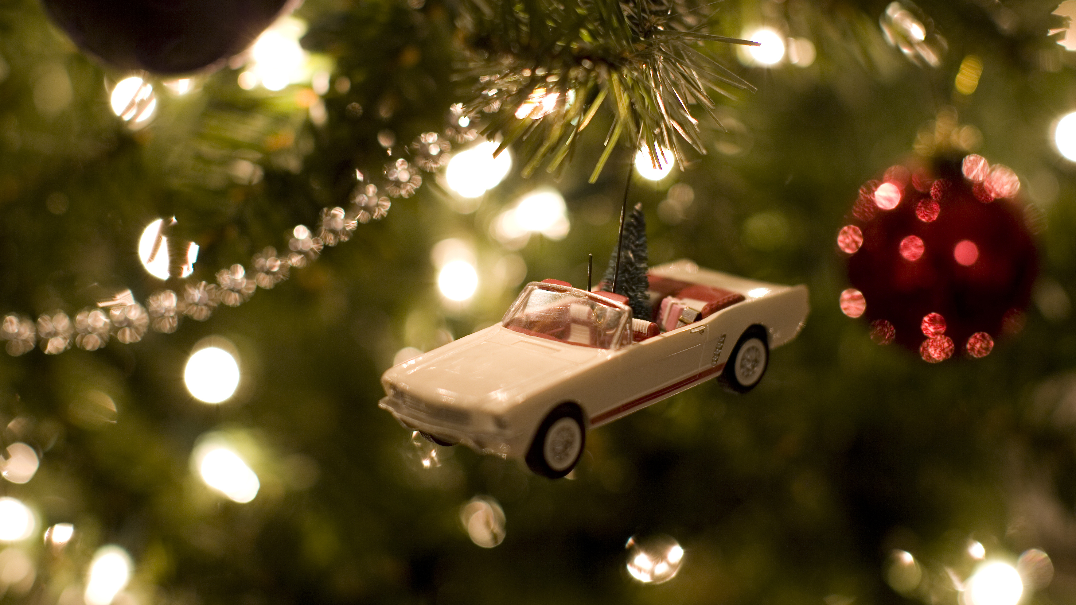 Car on xmas tree