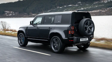 Land Rover Defender V8