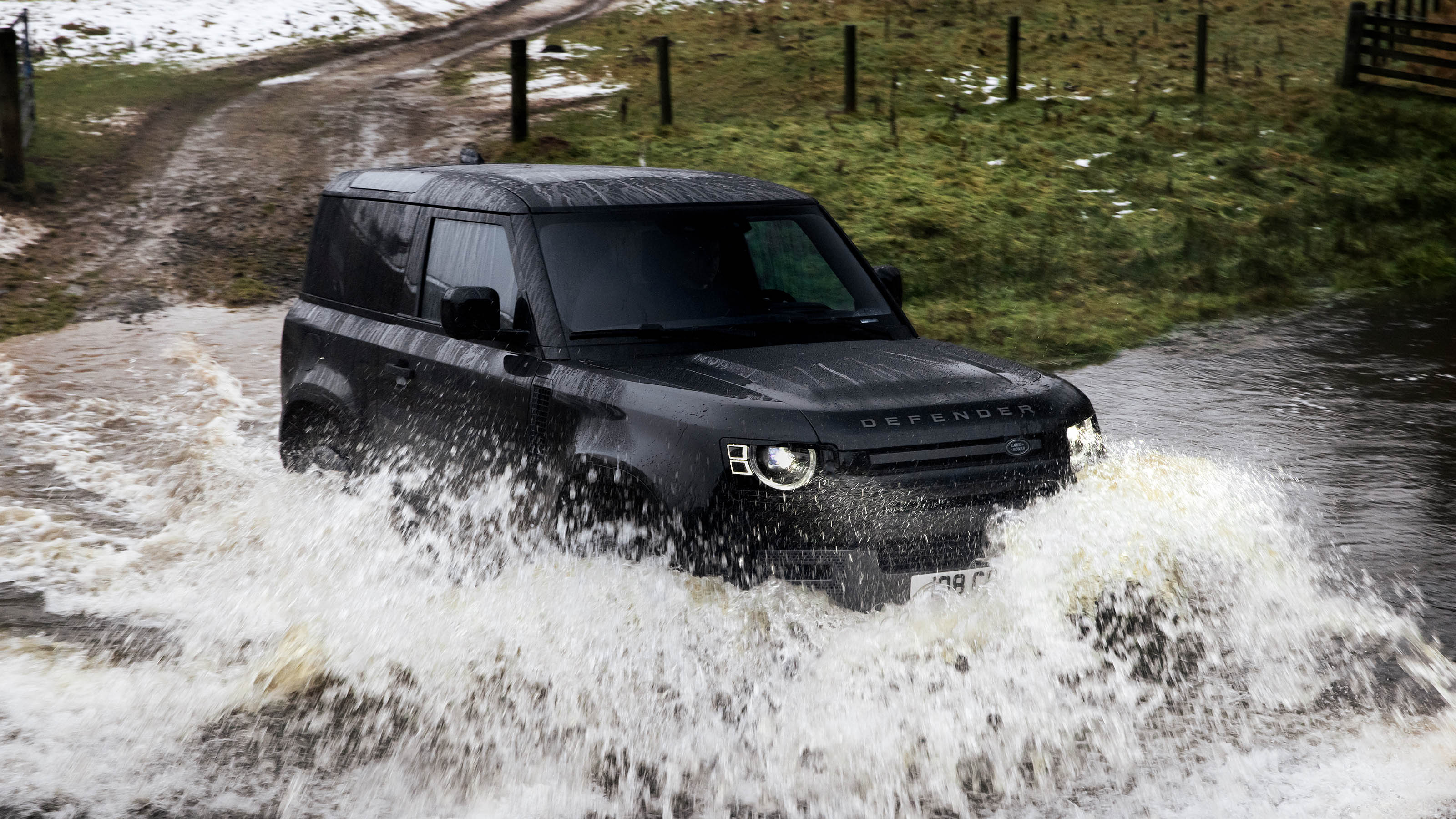 Land Rover Defender V8