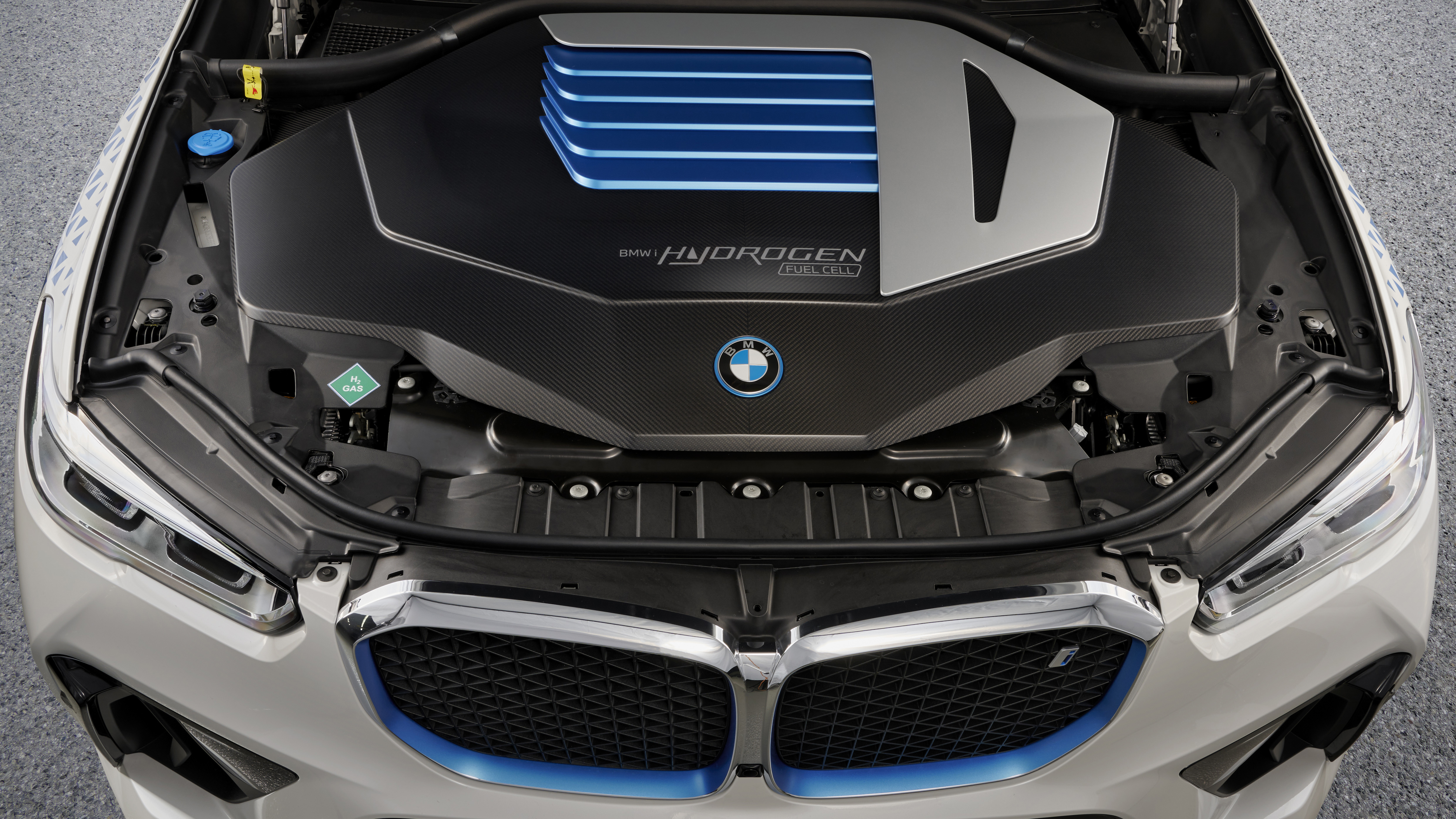 BMW iX5
