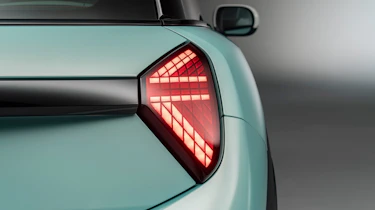 Mini Cooper S – tail light