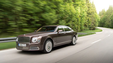 Bentley Mulsanne - front tracking