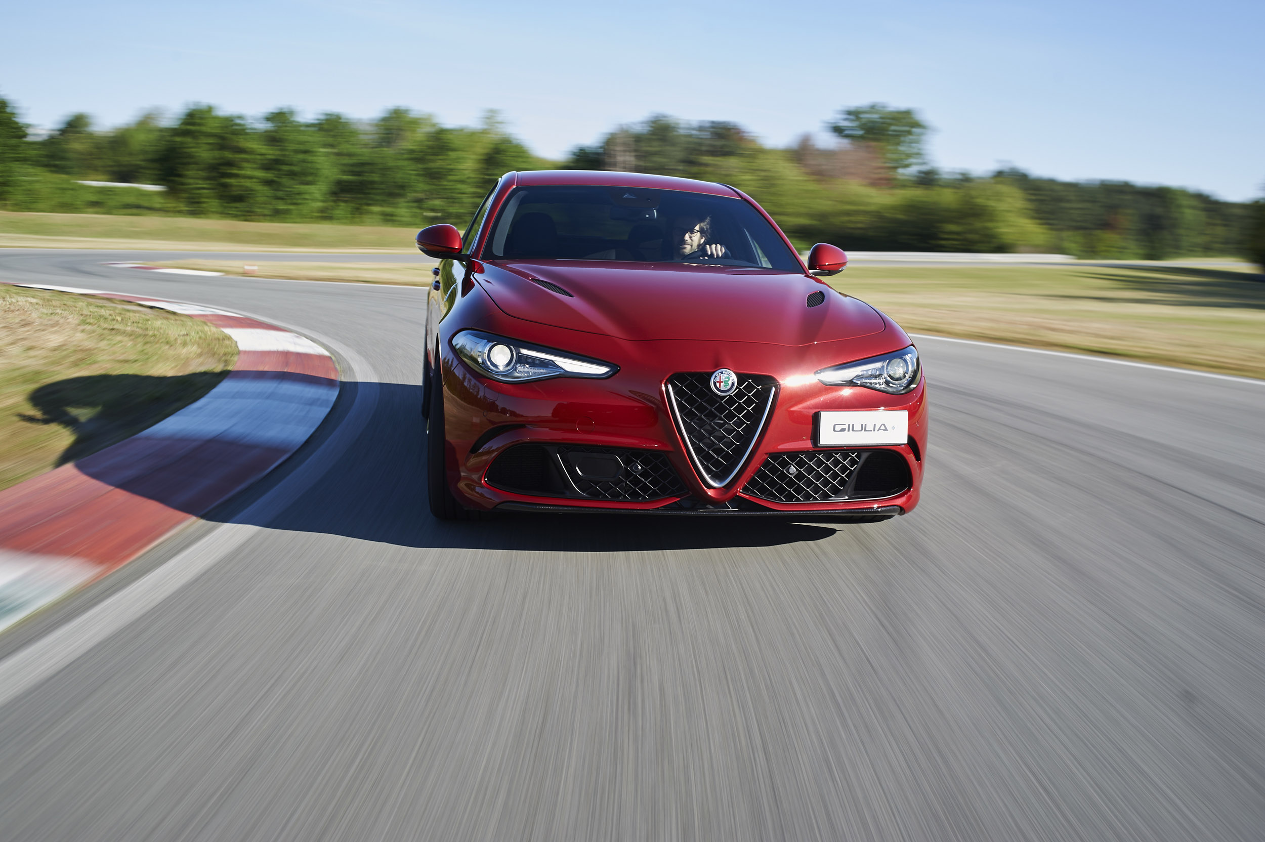Alfa Romeo Giulia Quadrifoglio - Front