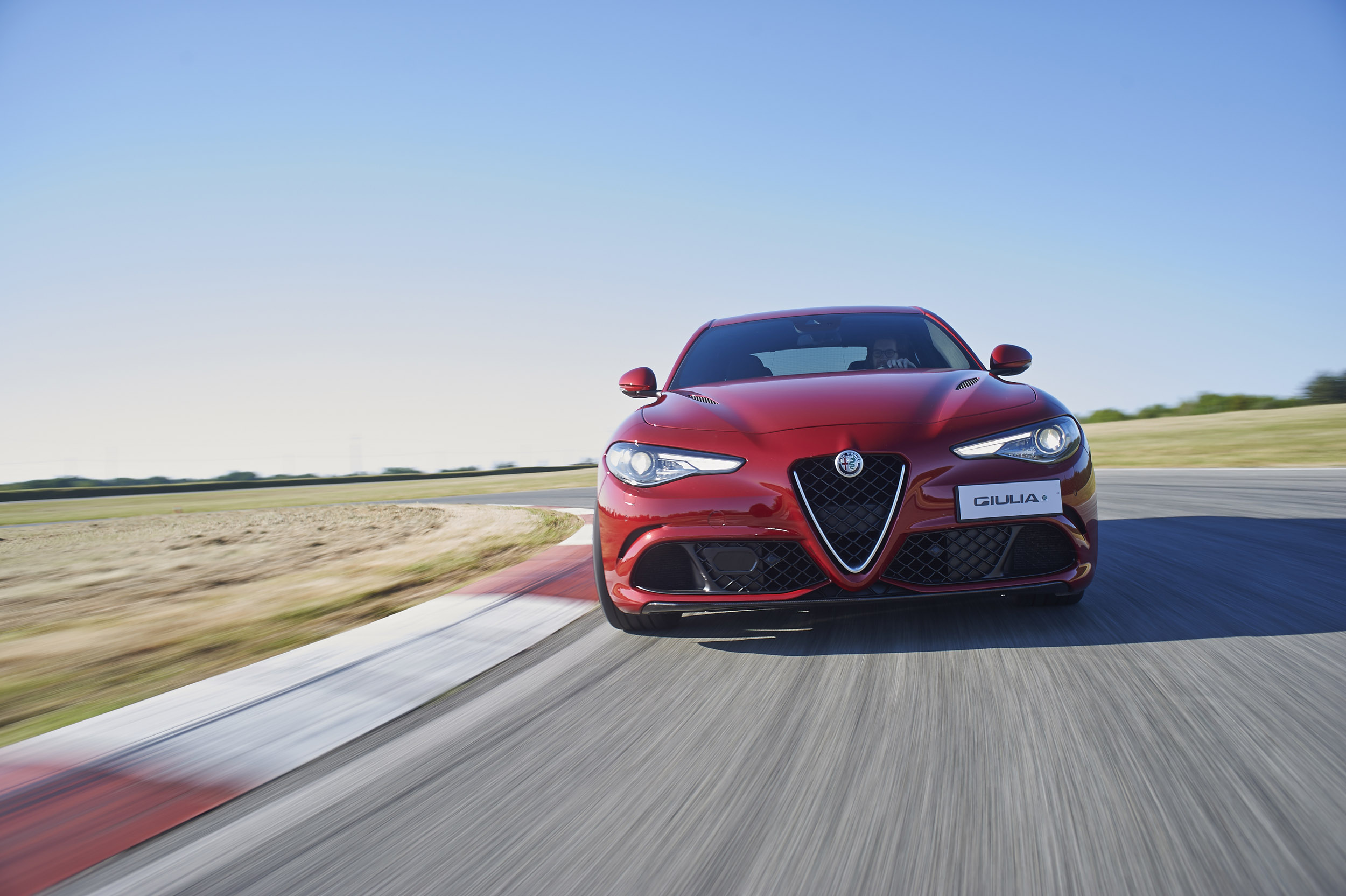 Alfa Romeo Giulia Quadrifoglio - Front