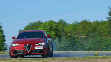Alfa Romeo Giulia Quadrifoglio - Front