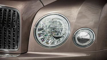 Bentley Mulsanne - headlights