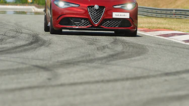 Alfa Romeo Giulia Quadrifoglio - Front