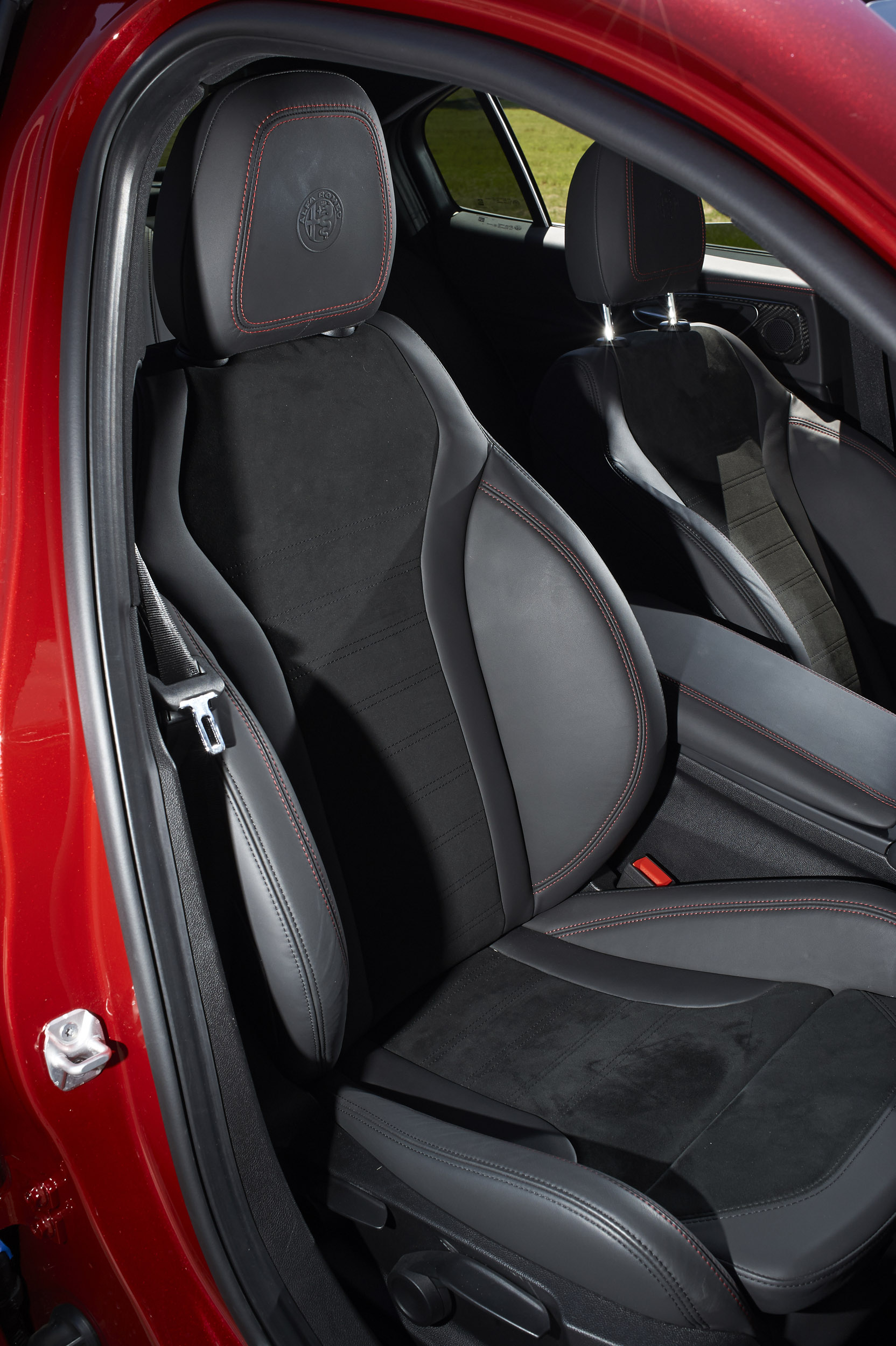 Alfa Romeo Giulia Quadrifoglio - Seats