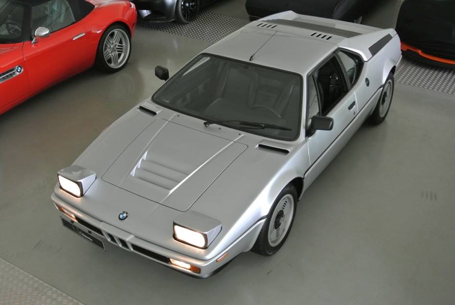 BMW M1 – top shot