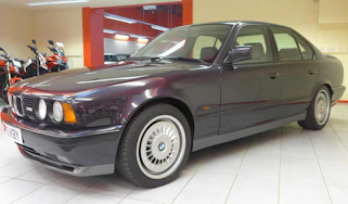 BMW M5 (E34)