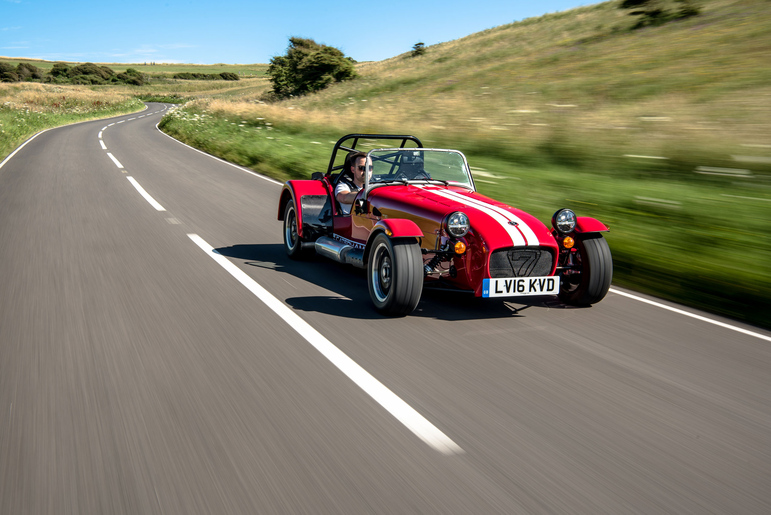 Caterham 310R – front tracking 