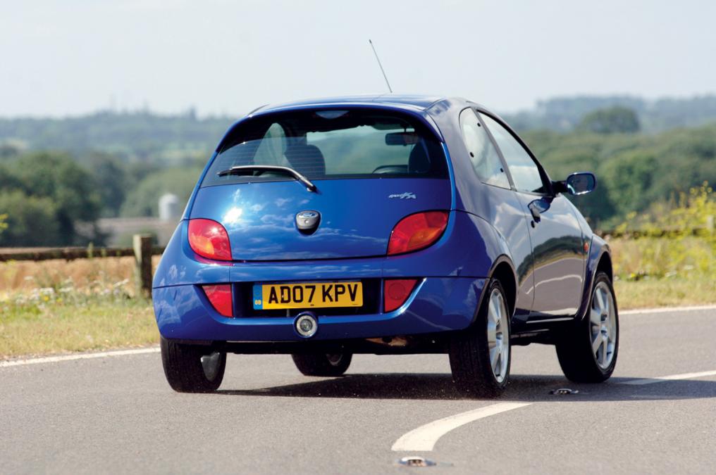 Ford SportKa – rear