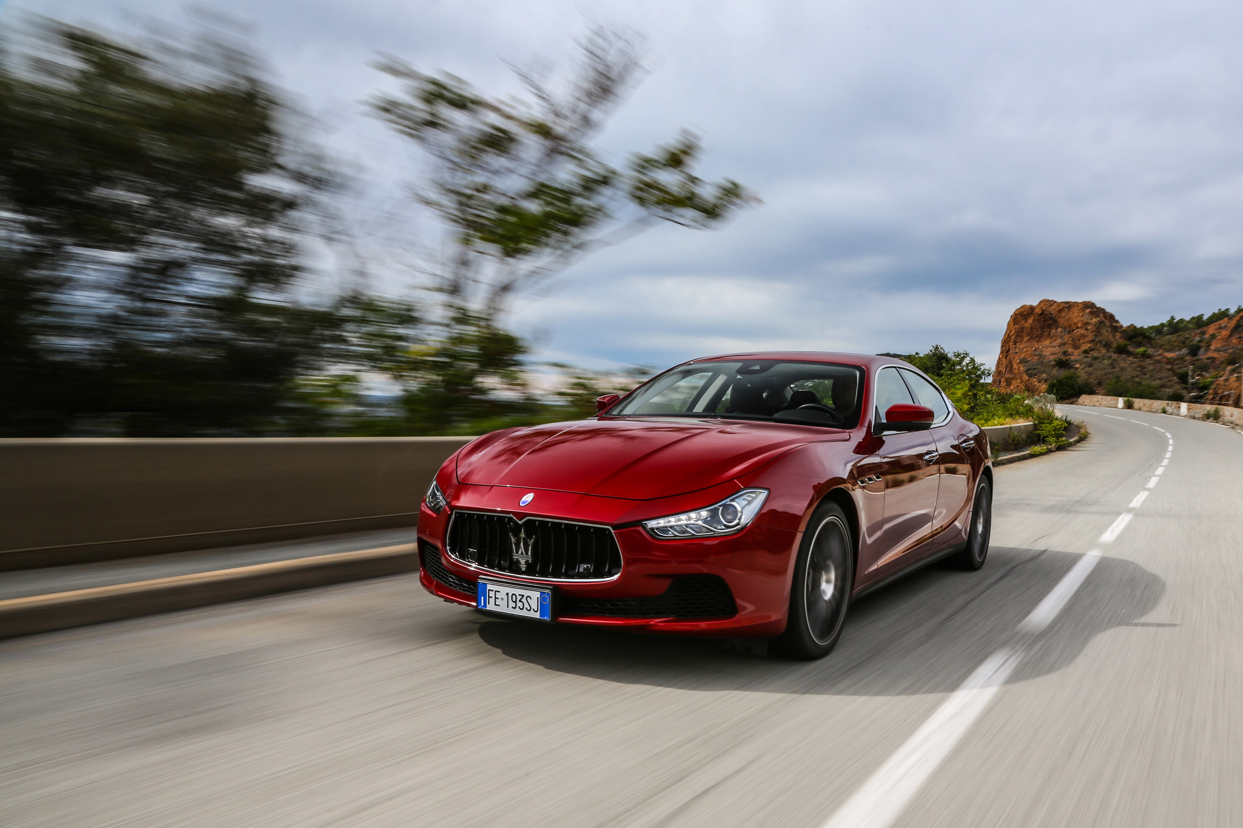 Maserati Ghibli 2016 - red front