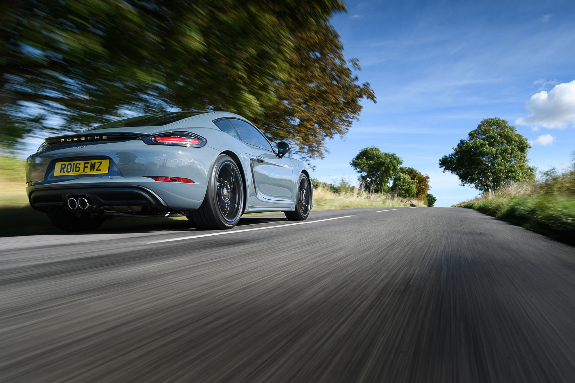 Porsche 718 Cayman