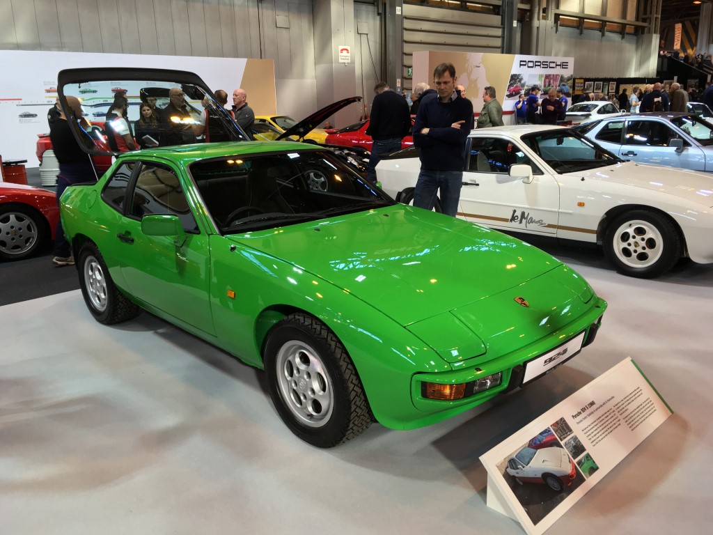 Porsche 924S