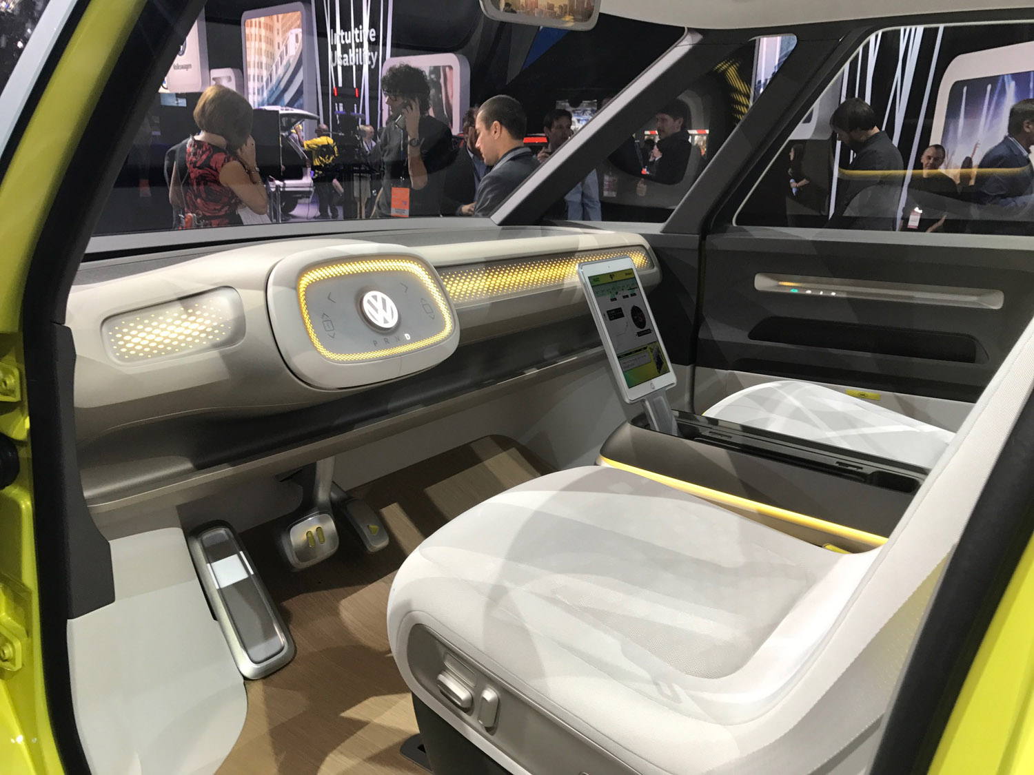 VW ID Buzz Concept –  interior 
