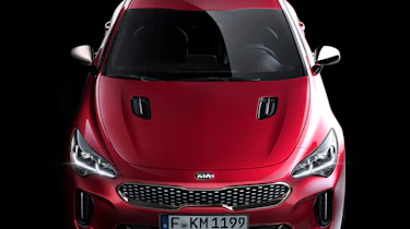 Kia Stinger GT press - static hood
