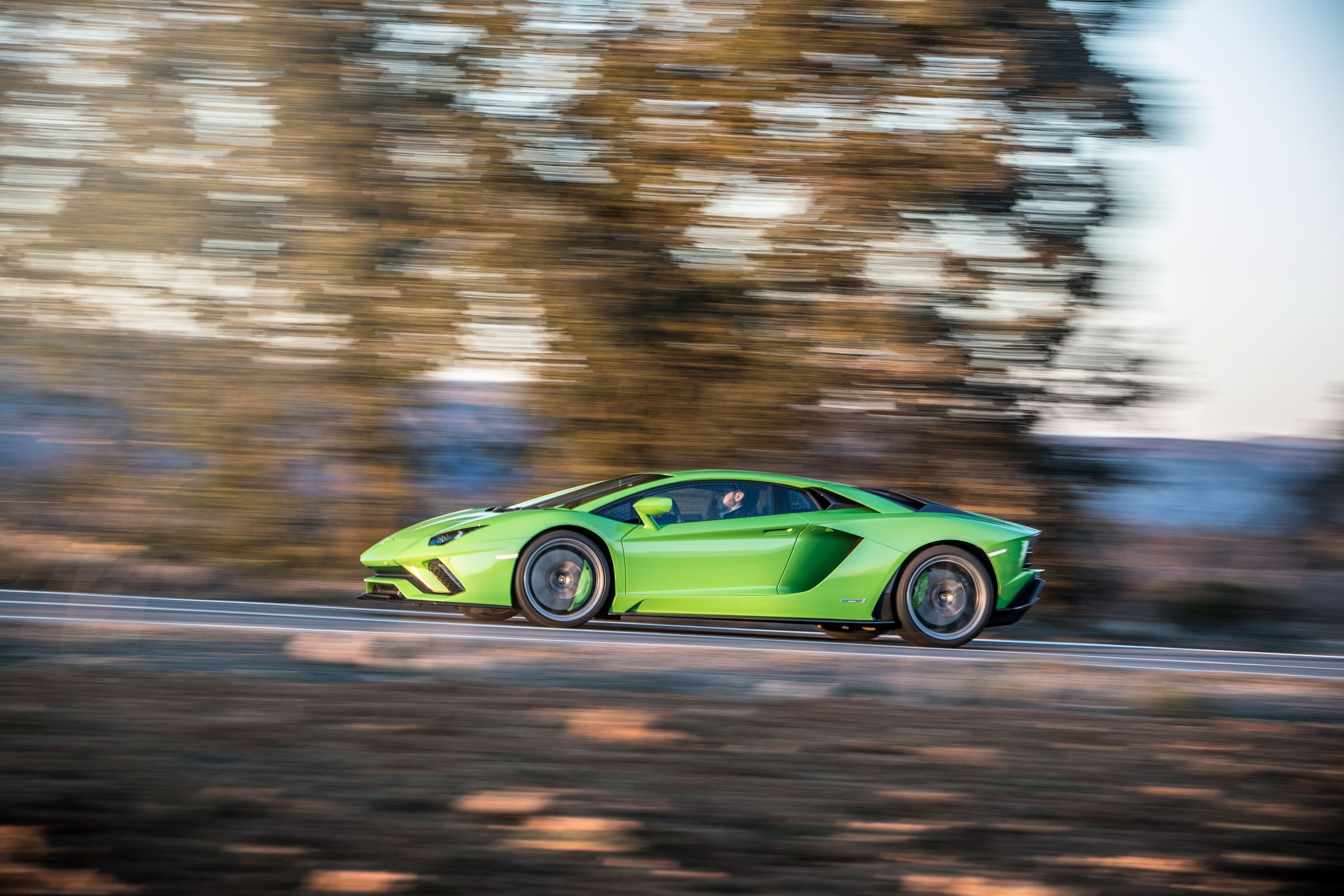 Lamborghini Aventador S 