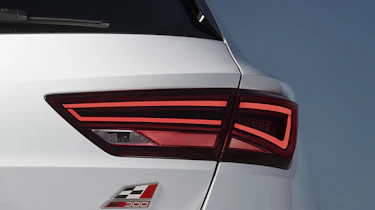 SEAT Leon ST Cupra 300 4Drive -