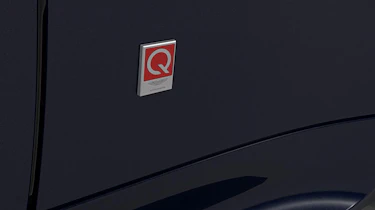 Aston Martin Vantage Red Bull Racing - Q badge