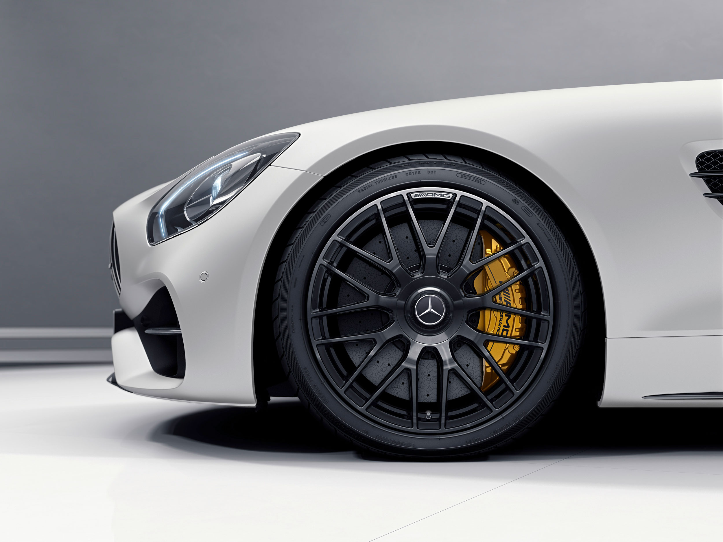 Mercedes-AMG GT C Roadster Edition 50 - front wheel