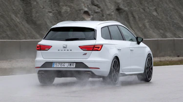 SEAT Leon ST Cupra 300 4Drive -