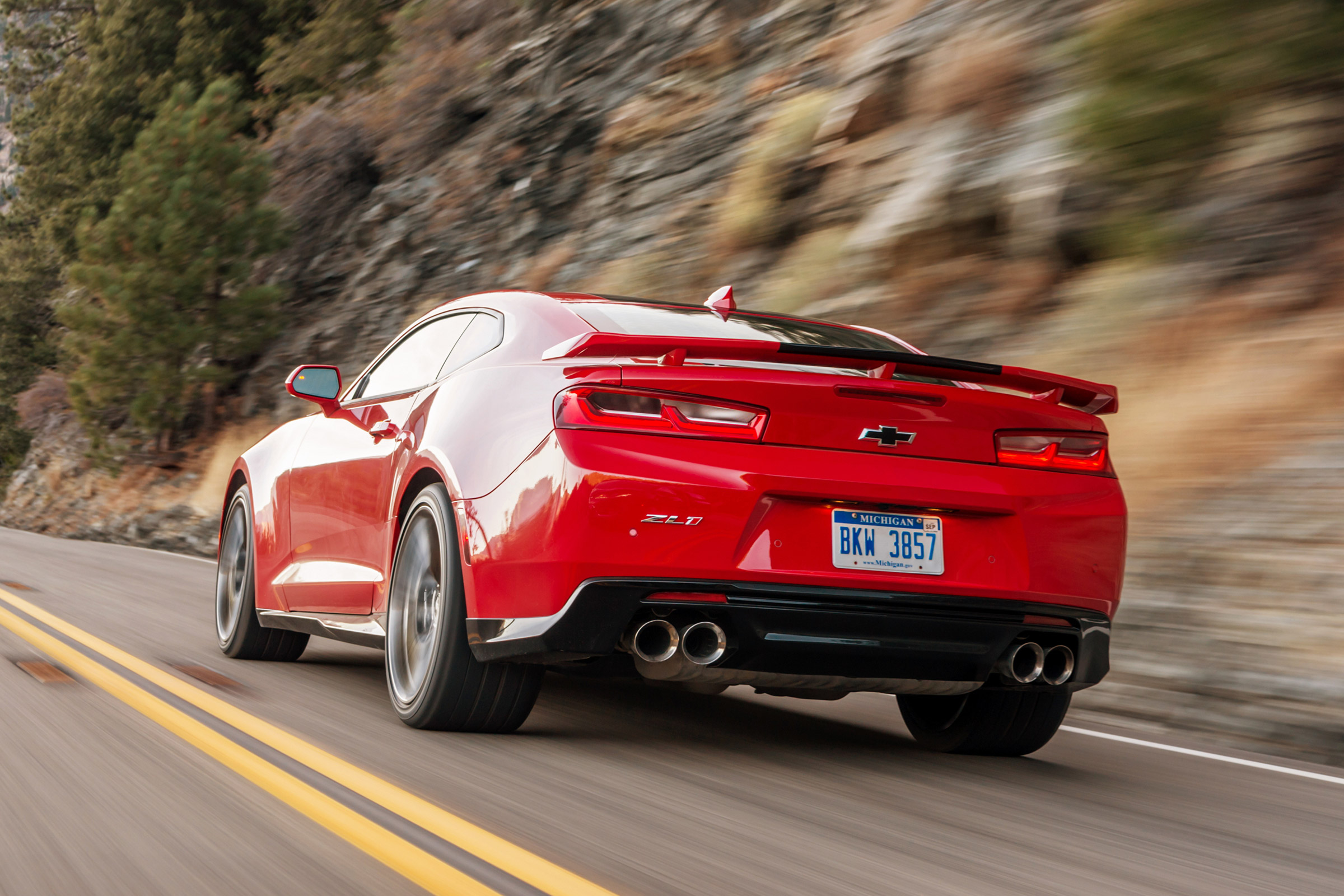 Camaro ZL1 rear 4