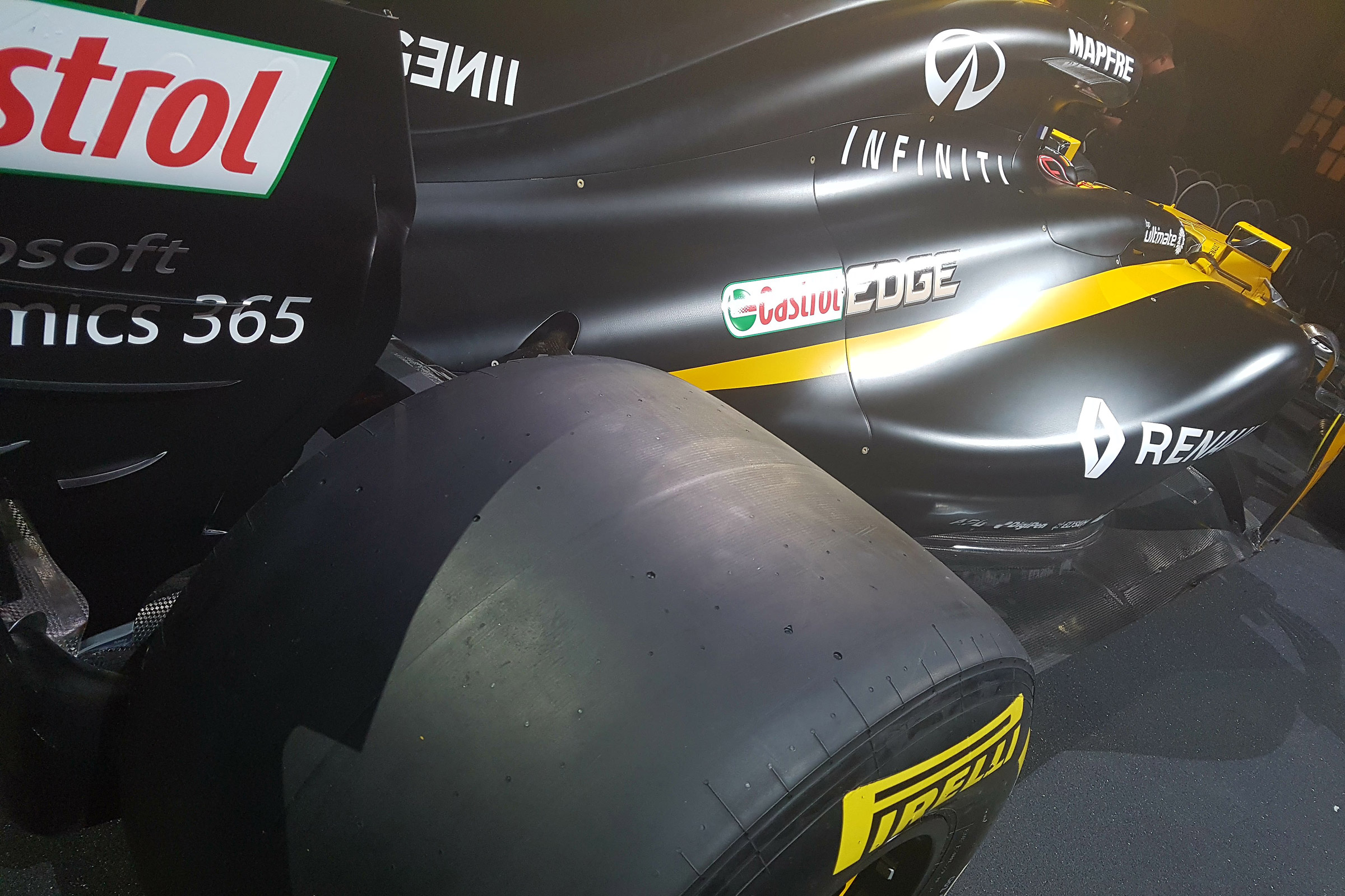Renault Sport R.S.17 2017 Formula One car rear tyre