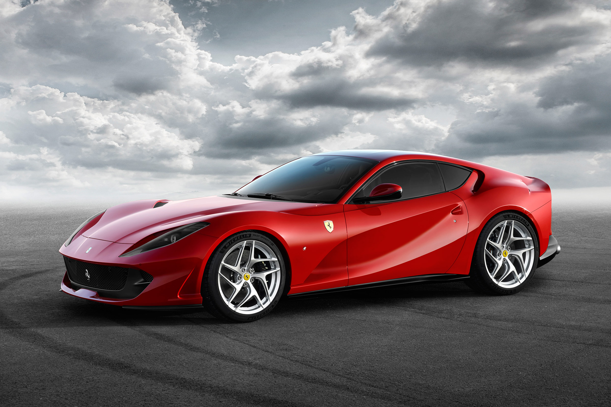 Ferrari 812 Superfast - front three quarter