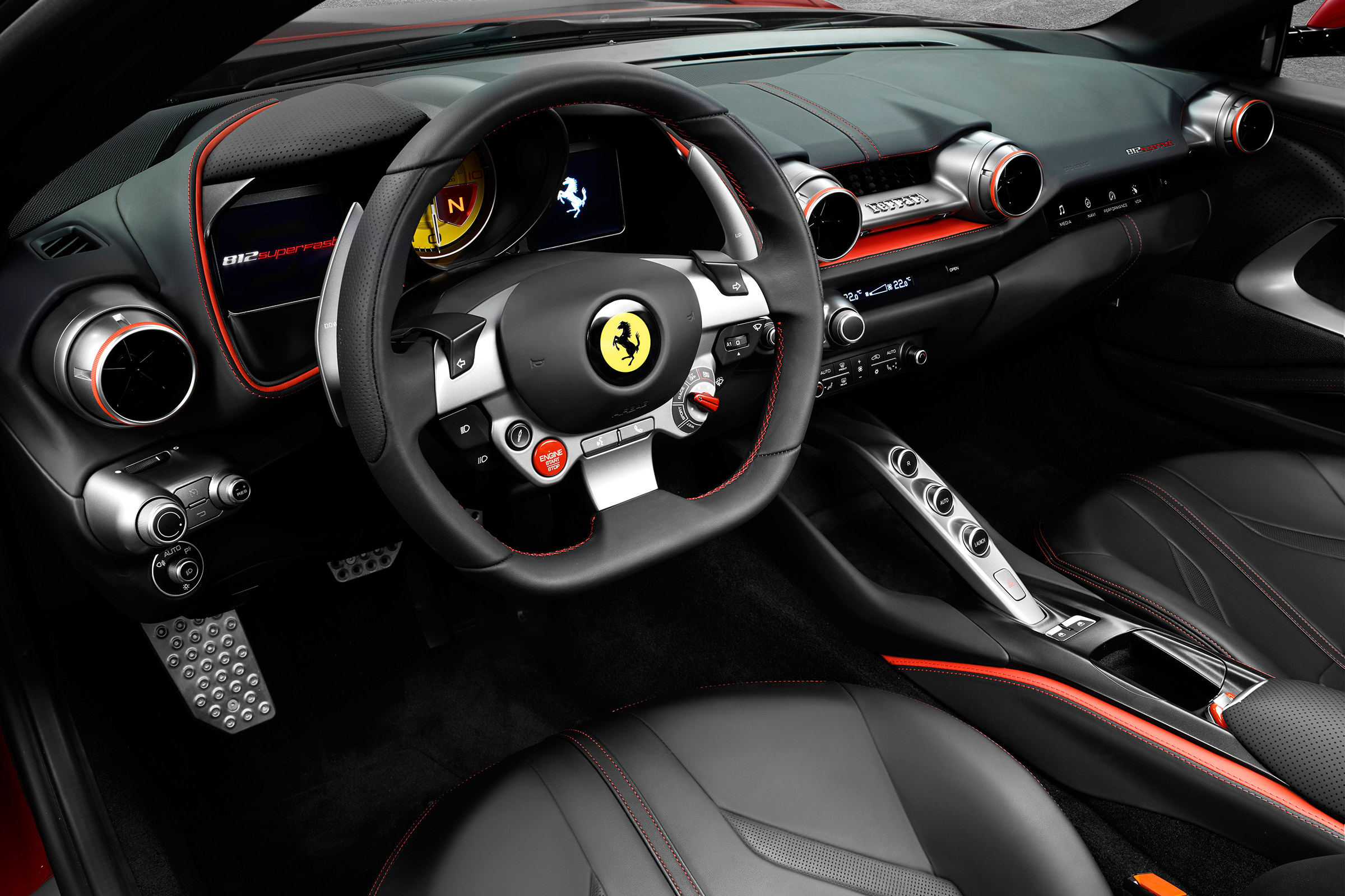 Ferrari 812 Superfast - interior