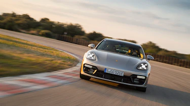 Porsche Panamera Turbo S E-Hybrid ride - front cornering