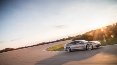 Porsche Panamera Turbo S E-Hybrid ride - cornering