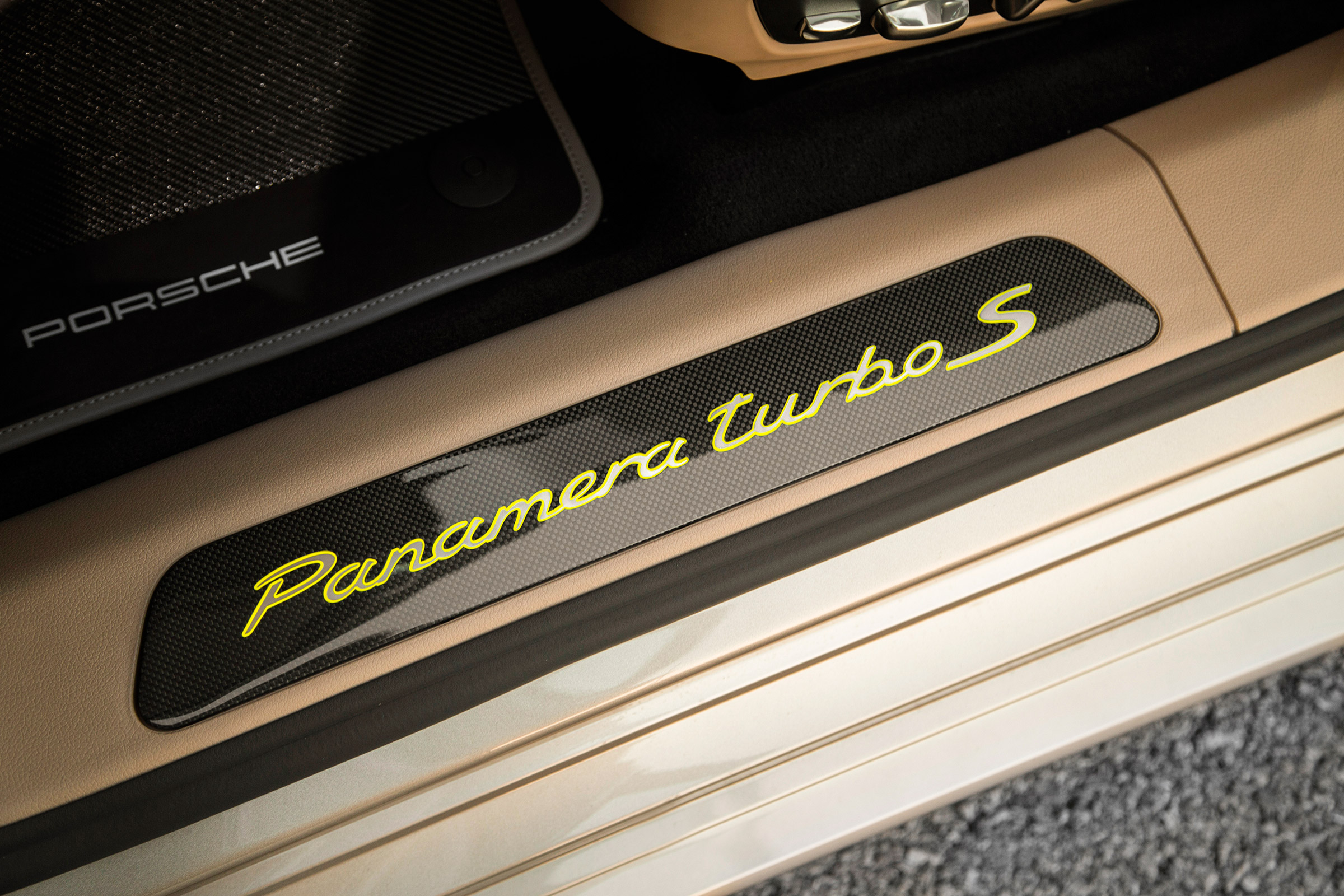 Porsche Panamera Turbo S E-Hybrid ride - sill plate