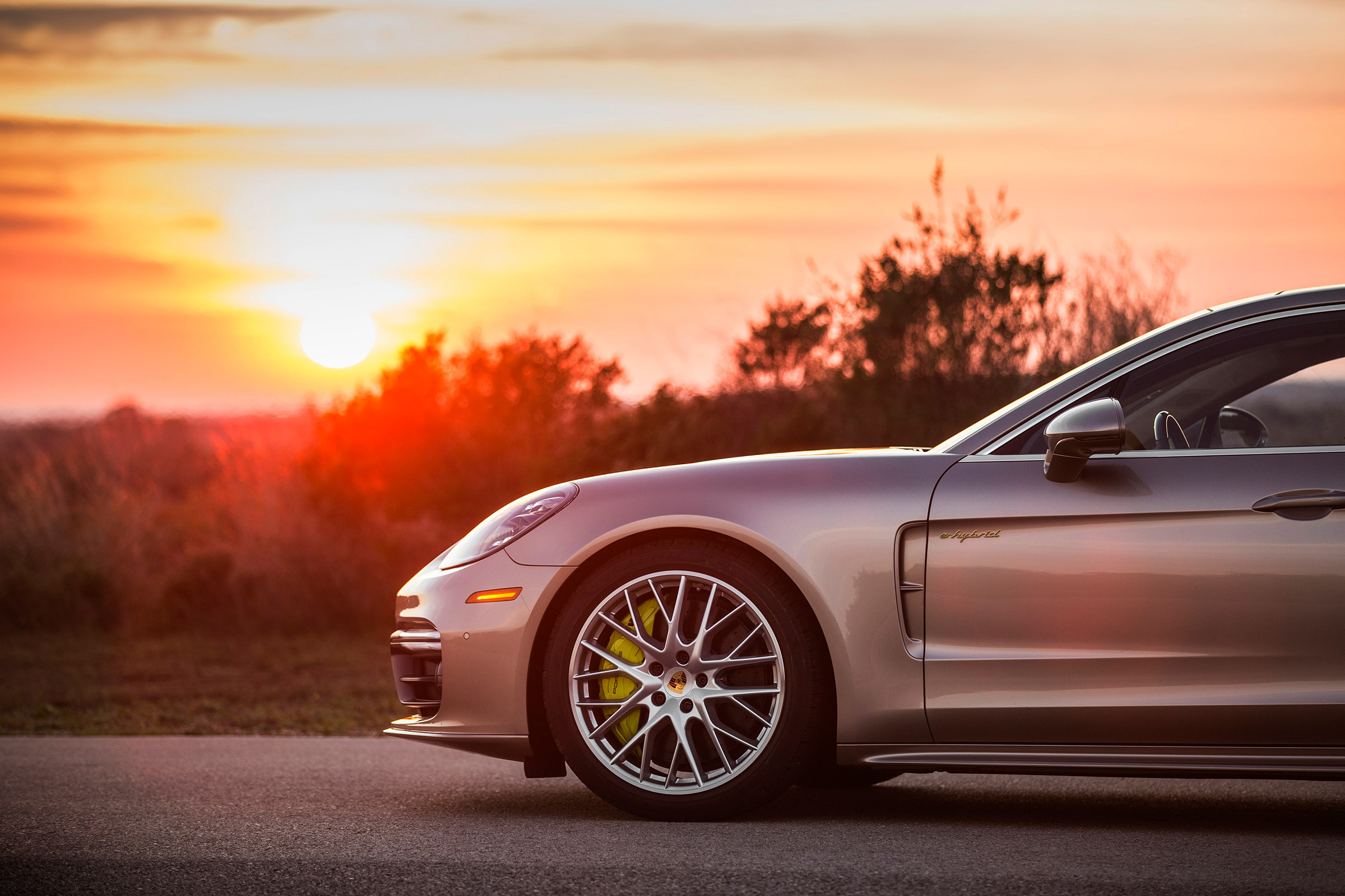 Porsche Panamera Turbo S E-Hybrid ride - side profile