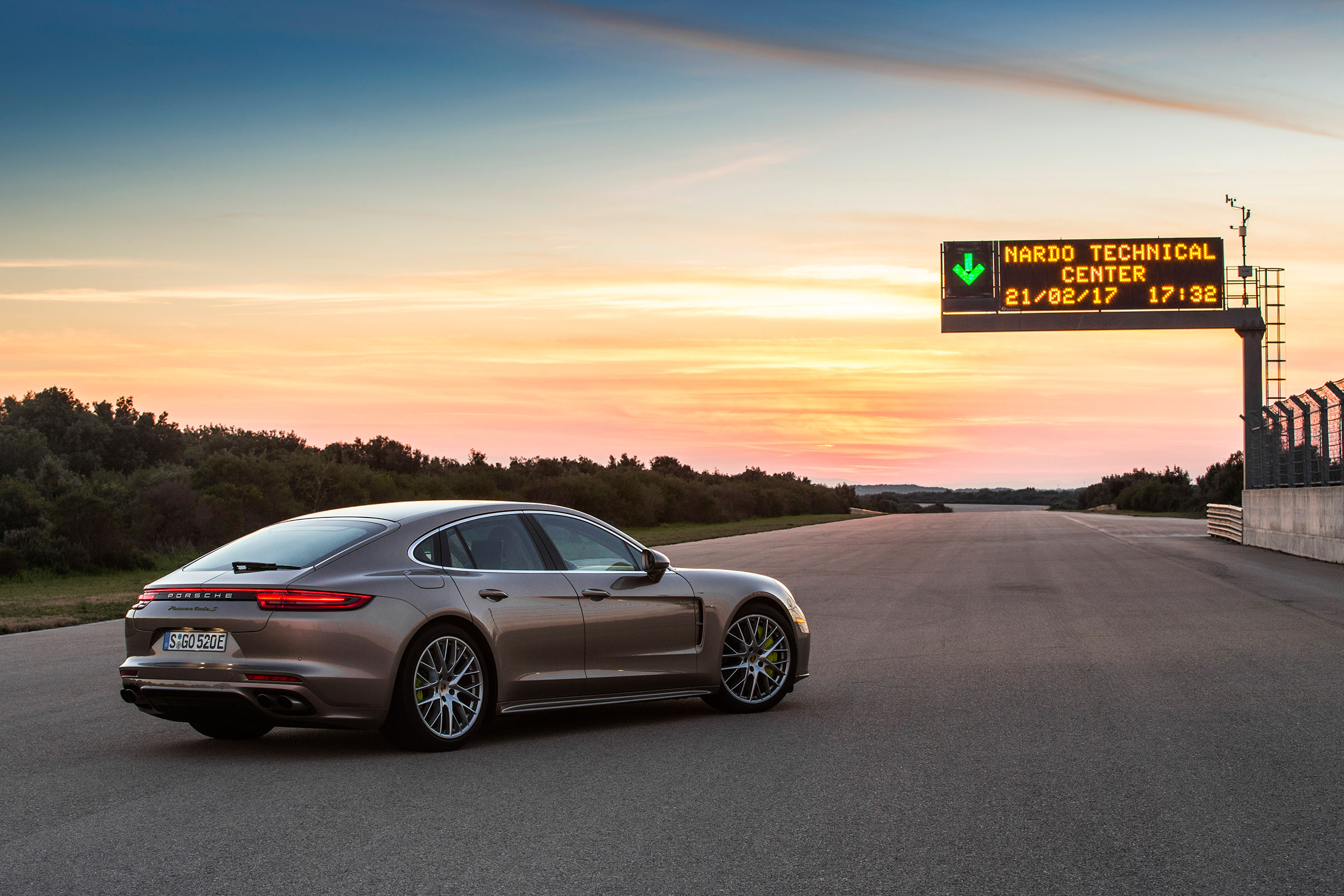 Porsche Panamera Turbo S E-Hybrid ride - rear three quarter