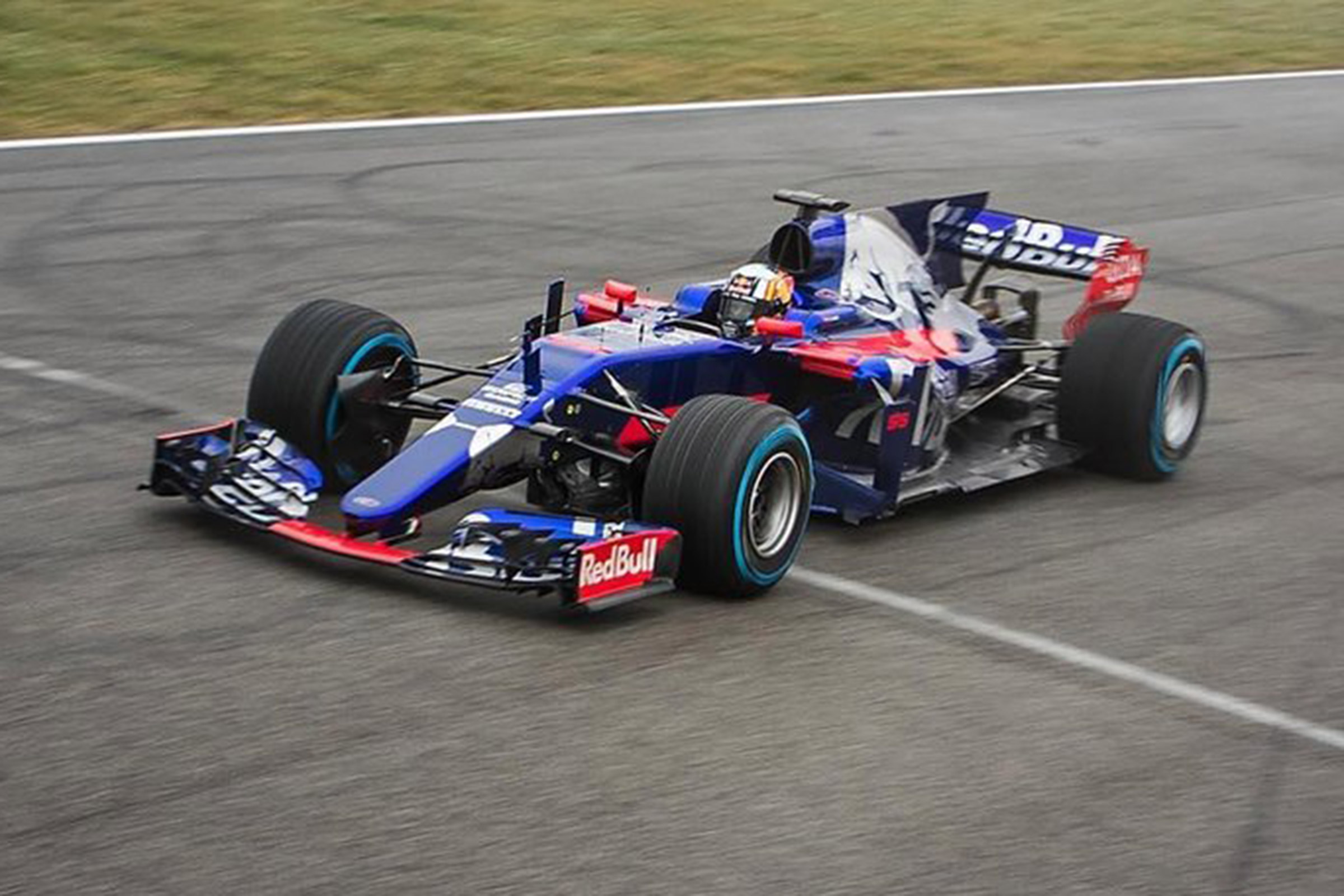 TR 2017 car front