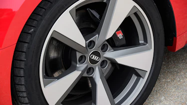 Audi S5 Cabriolet - wheel