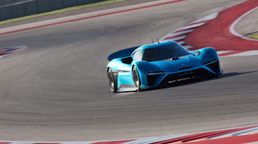 NIO EP9 - front cornering