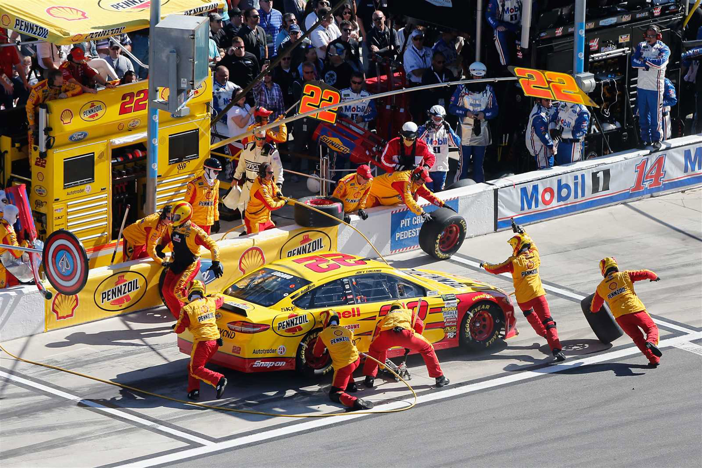 Daytona 500 2017 - pit