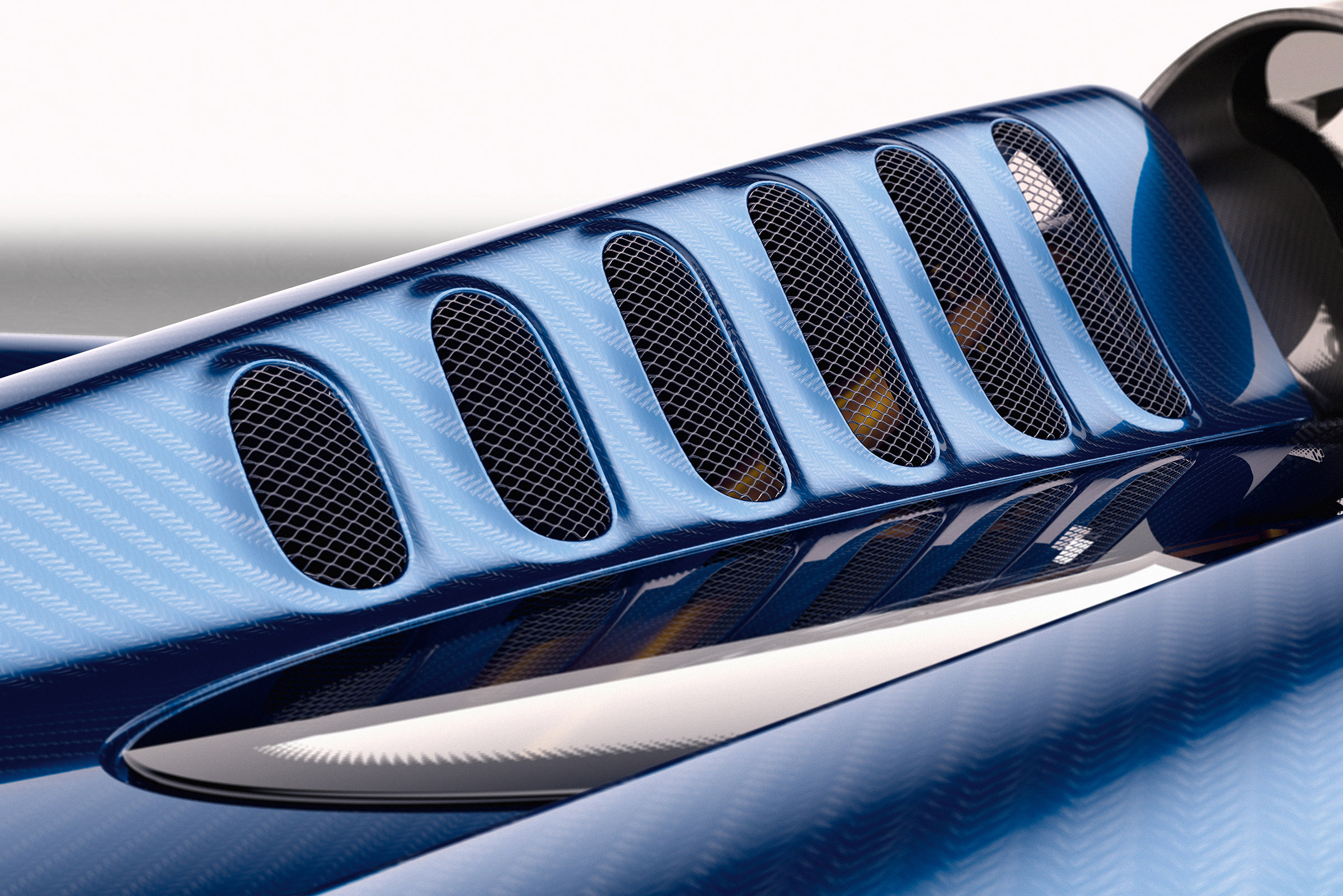 Huayra roadster hood