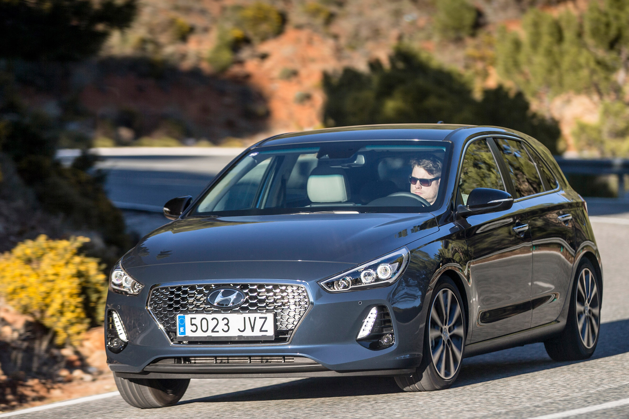Hyundai i30 front